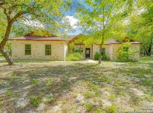 113 Wild Stallion Dr, La Vernia, TX 78121