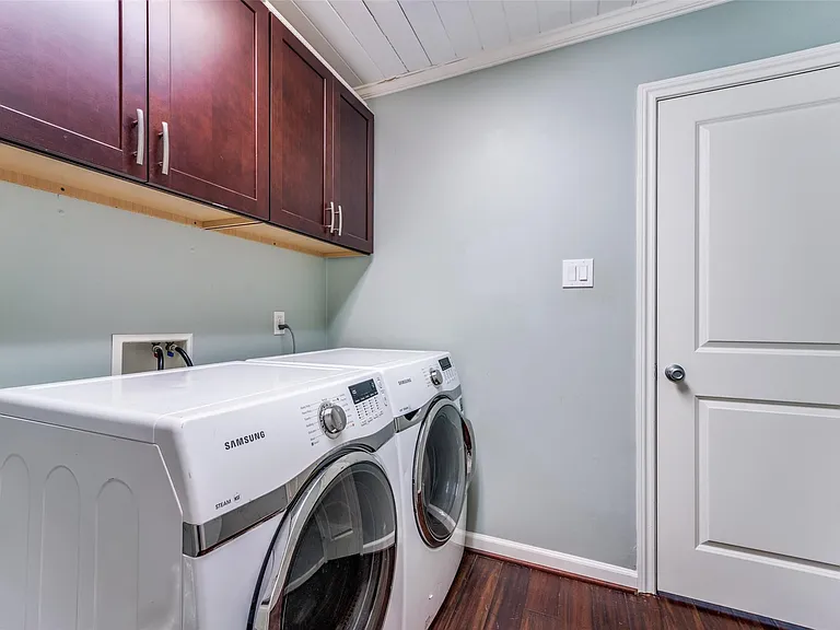 4502 Brookwoods Dr — Photo 13