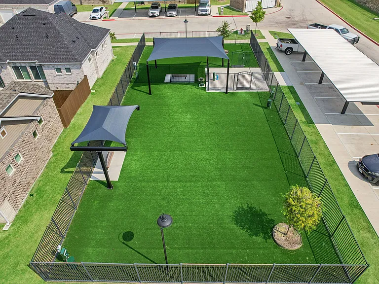 VLux Stoneridge — Photo 96