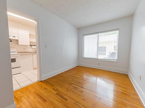 4th image of 3002 W Sitios St APT B