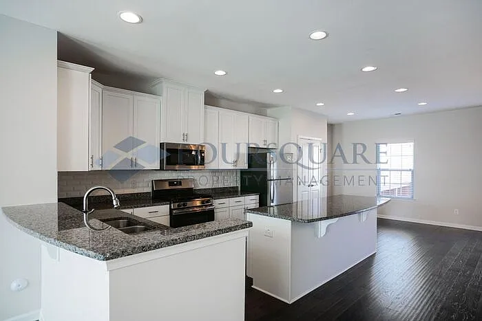 107 Cross Country Way — Photo 11