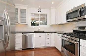 4th image of 832 Patricia Ave