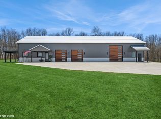 6077 Hillandale Rd, Sodus, MI 49126