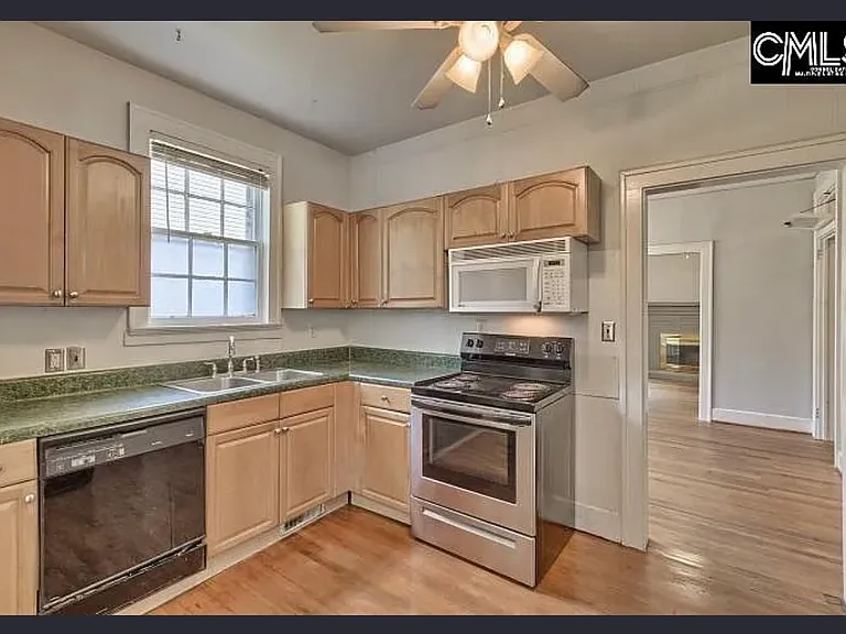 627 Graymont Ave — Photo 10