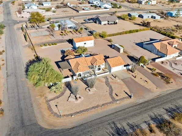 3632 N Venus Ct, Golden Valley, AZ 86413