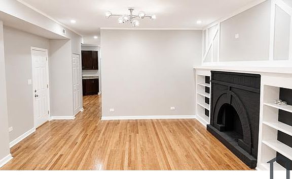 4th image of 7316 S Calumet Ave #1