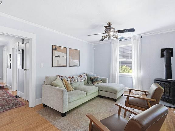 3rd image of 7464 SW 53rd Ave