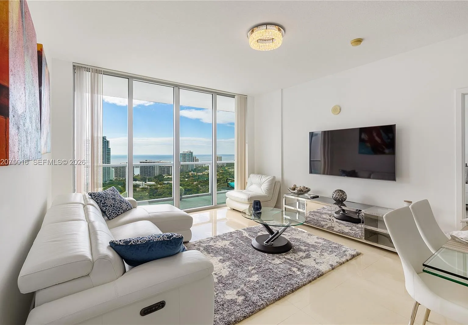 The Axis On Brickell Cond — Photo 4