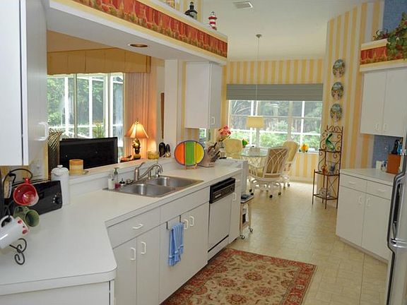 3rd image of 2808 Wrenwood Ct