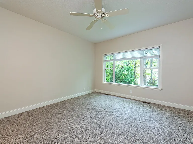 3 Teresa Way — Photo 29