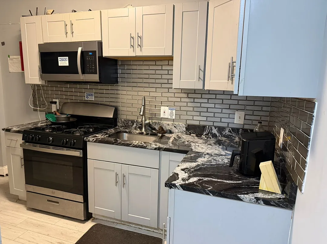 4115 Fairhaven Avenue $600 Available Room (Shared Bath) — Photo 3