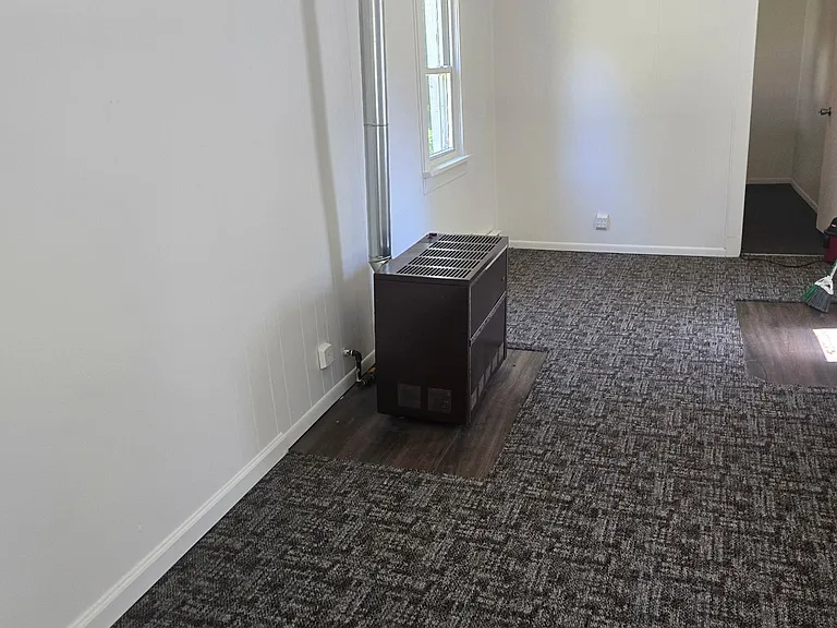 914 Oakwood Blvd — Photo 8