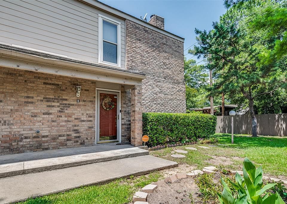 1st image of 2327 Torrington Dr APT B