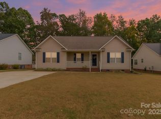 729 Golden Bell Dr, Rock Hill, SC 29732