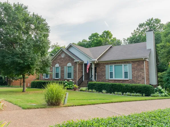 6933 Sunderland Cir, Nashville, TN 37221