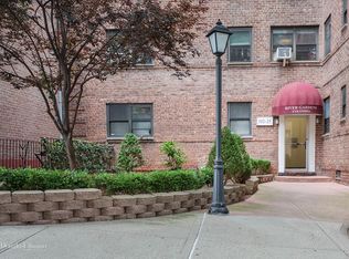 10225 67th Rd APT 3E, Flushing, NY 11375