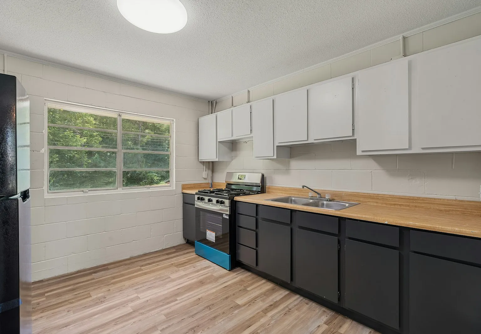 15 East Westover Drive — Photo 4