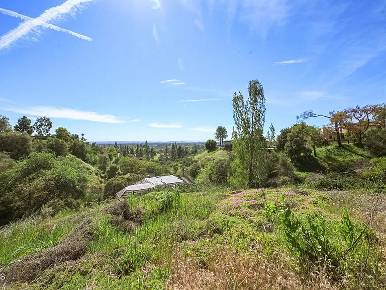3263 New York Dr — Photo 67
