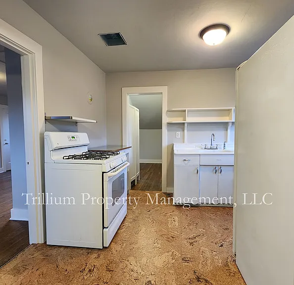 3105 SE Main St #2 — Photo 9