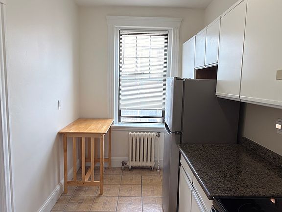 4th image of 374 Chestnut Hill Ave #51F
