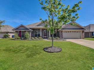 313 Golden Meadows Pl, Alabaster, AL 35007