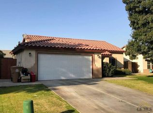 912 Bertina Ct, Bakersfield, CA 93307