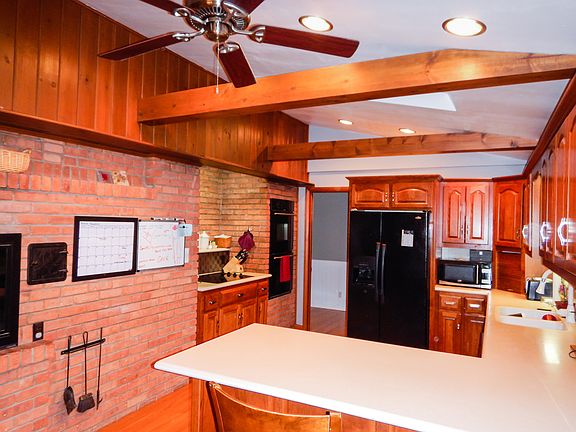 remodeled kitchen w/hearth