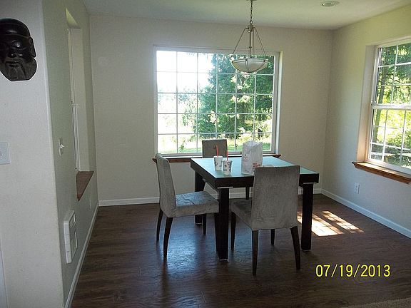 4th image of 1320 205th Avenue Kp S