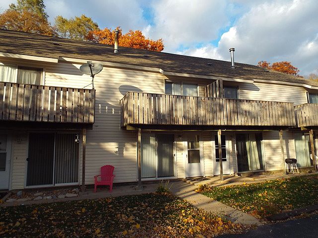 1st image of 77 Maude Ave APT C