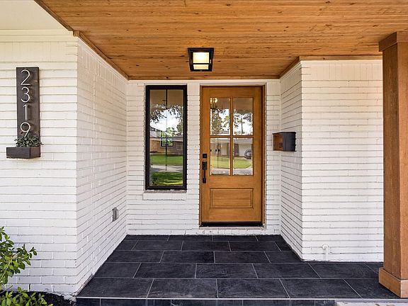 3rd image of 2319 Cheshire Ln