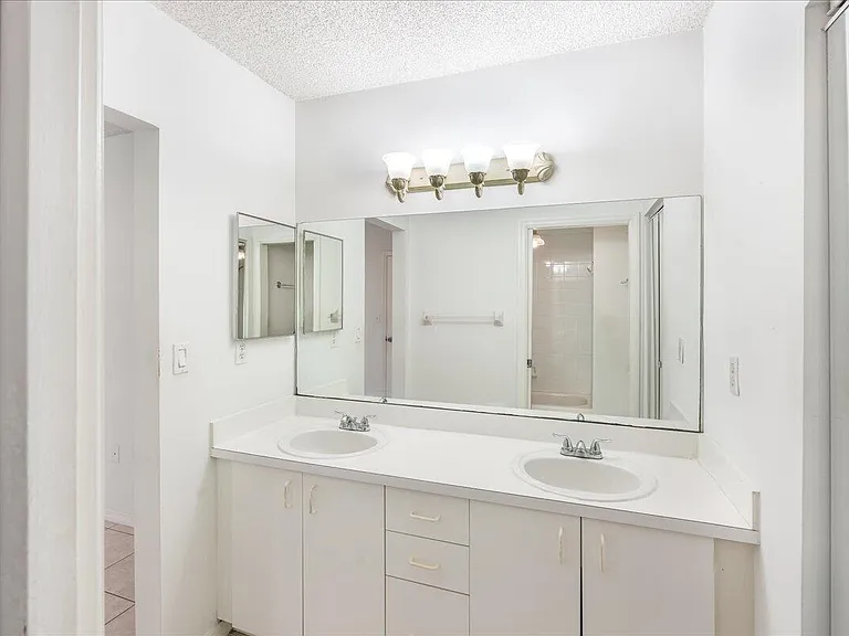 10129 W Atlantic Blvd #E3 — Photo 16