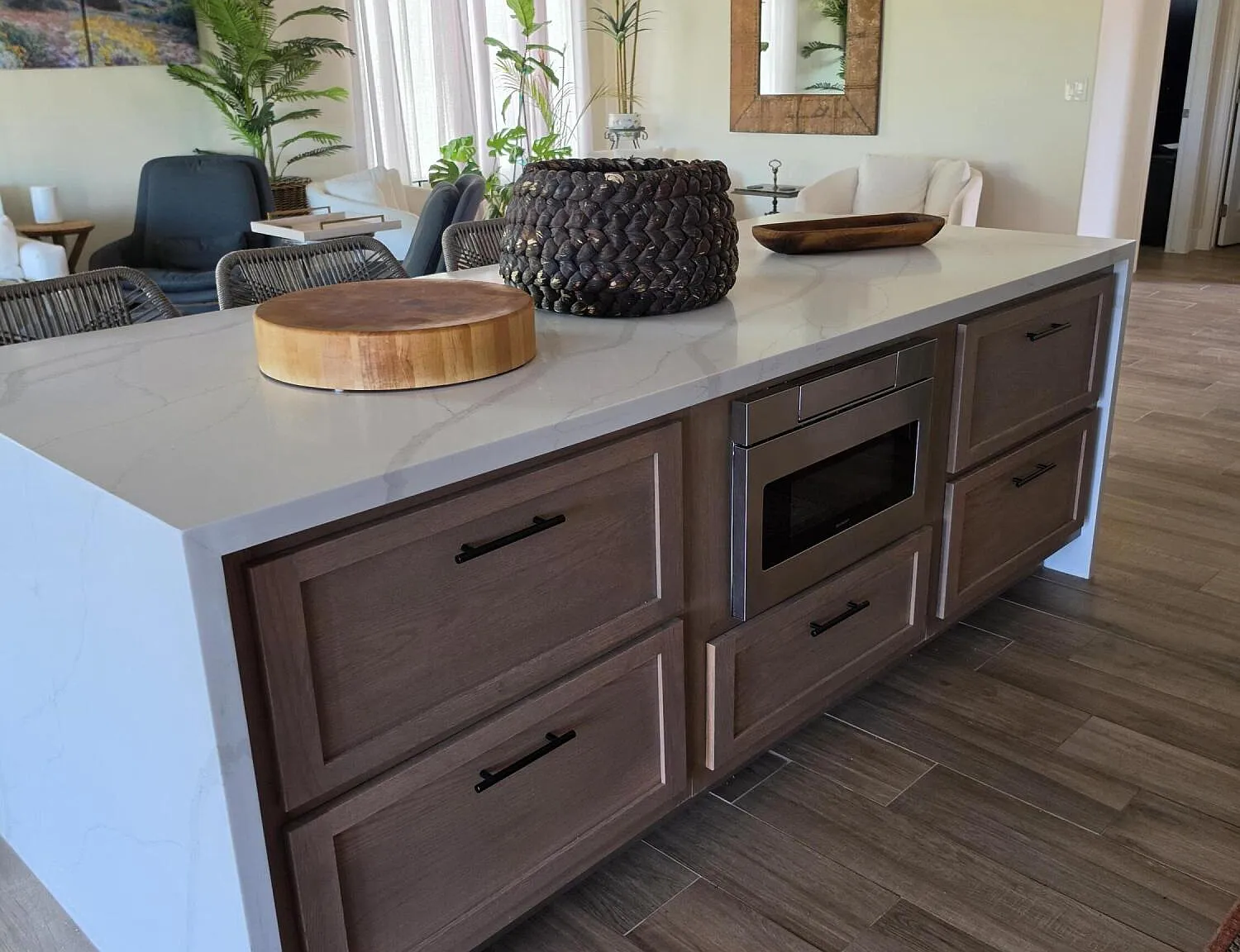 2 bed, 2.5 bath, 1593 sqft, $3,800 — Photo 3