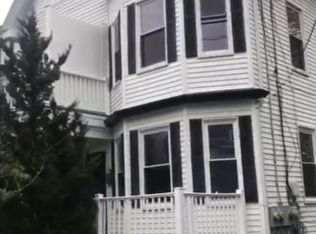 2A Willow Ave #2, Salem, MA 01970