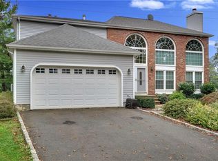 1486 Masoma Rd, North Brunswick, NJ 08902