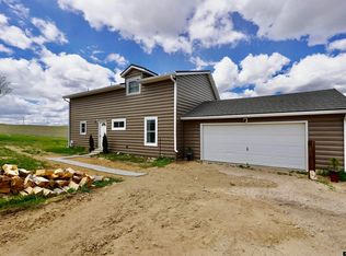 1029 State Highway 95, Glenrock, WY 82637