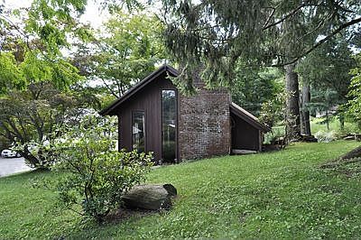 Huge lot - lots of privacy