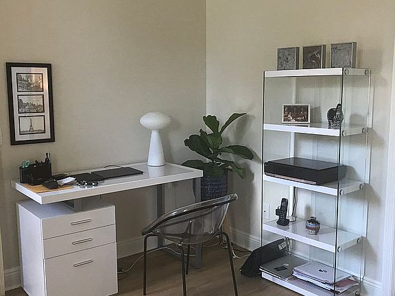 2nd image of 23650 Via Veneto Blvd APT 101