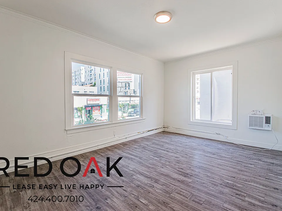 1454 W 3rd St #201