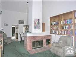 Living Room W/Fireplace