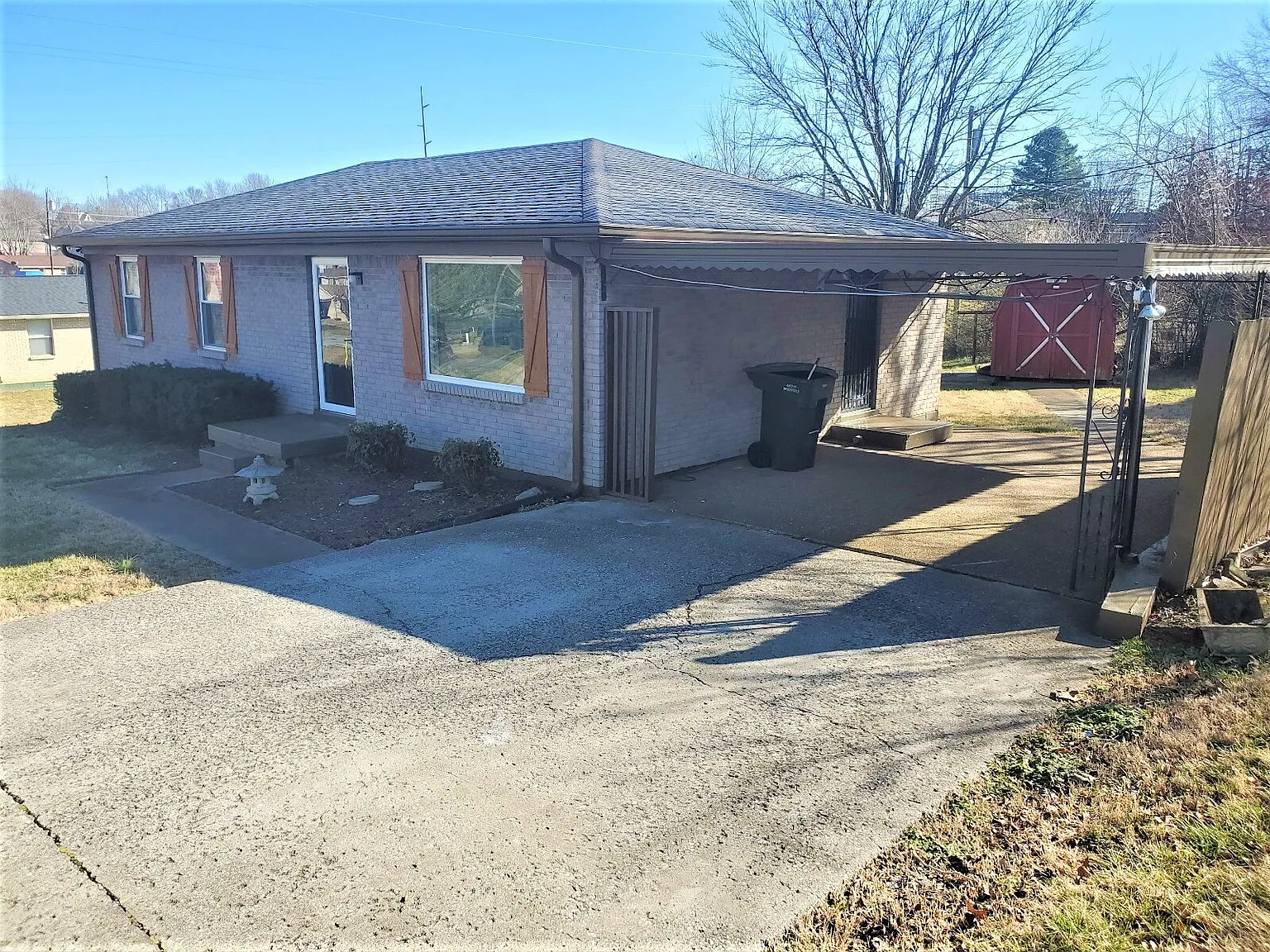3 bed, 2.0 bath, 1220 sqft, $1,750 — Photo 2