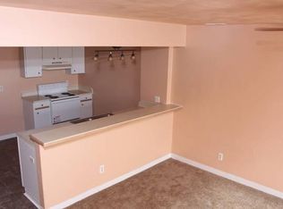 408 Central Ave APT B, Suffolk, VA 23434