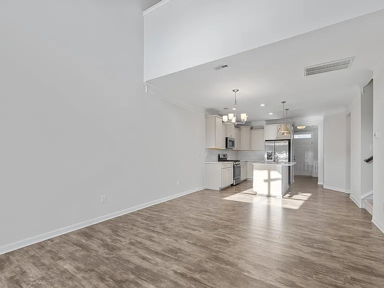 104 Muir Way — Photo 13
