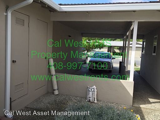 3rd image of 2352 Pauline Dr