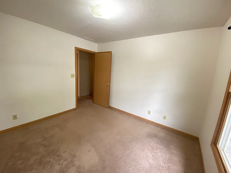 4045 Ballard Cir — Photo 10
