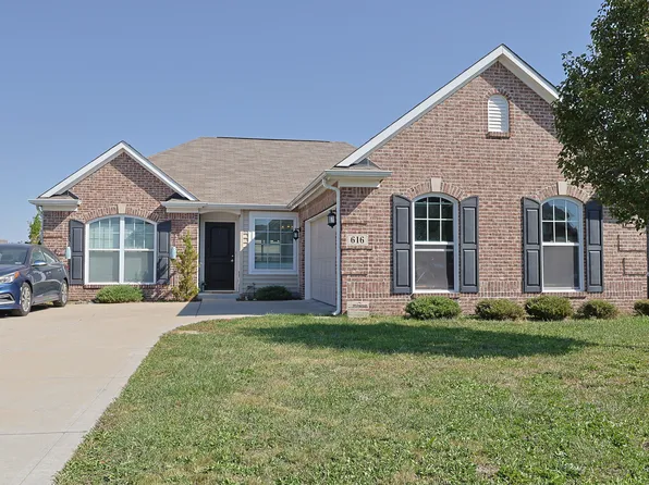 616 Albermarle Dr, Pittsboro, IN 46167