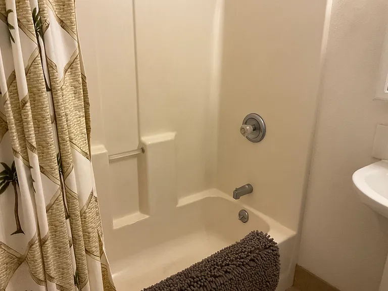 110 Beach Pl — Photo 10