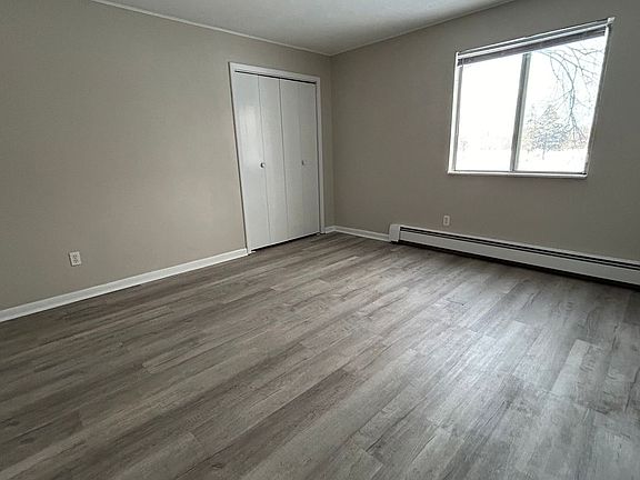 5th image of 4031-4039 S Rose St #4035-202