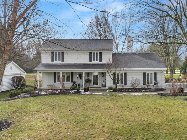 925 Country Club Ln, Ashland, OH 44805
