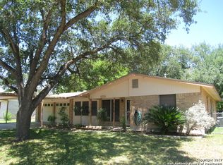 4034 Kirby Dr, Kirby, TX 78219