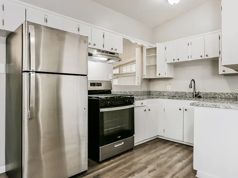 1789215_022_kitchen_13402112.jpg